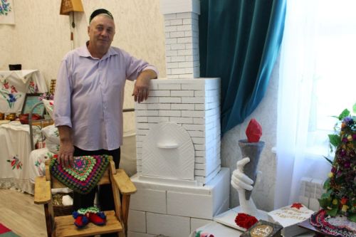 Труд и творчество Данила Ахатова согревают село Куш-Елга Заинского района