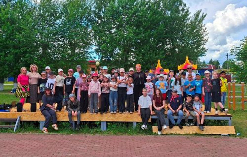 В Мирном прошёл яркий праздник «Здравствуй, лето!» в честь Дня защиты детей
