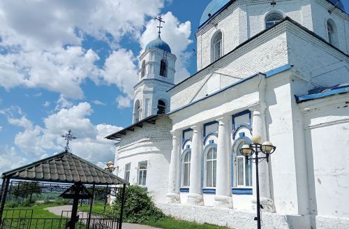 200 лет Крестовоздвиженской церкви: от первой постройки до наших дней