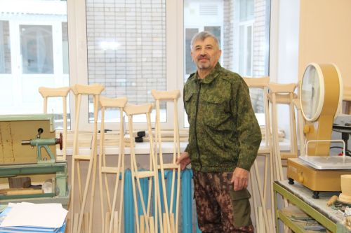 Житель Заинска активно помогает участникам СВО