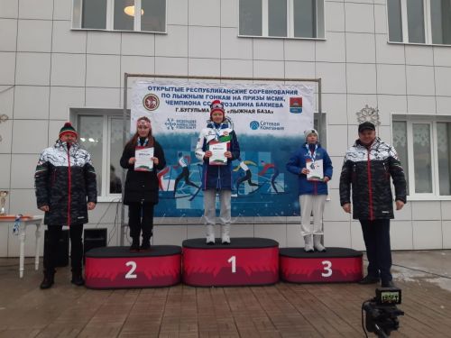 Лыжницы из Заинска стали победителями республиканских соревнований