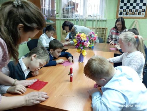 Дети с ограниченными возможностями здоровья изготовили новогодние свечи