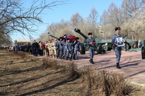 Жители Заинского района простились с участником спецоперации Алексеем Агашкиным