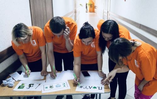 В день смеха состоялся необычный молодежный чемпионат