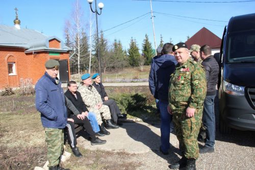 Жители Заинского района простились с участником спецоперации Алексеем Агашкиным