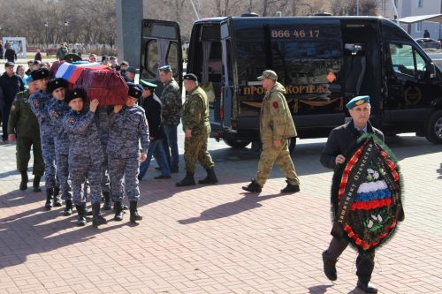 Жители Заинского района простились с участником спецоперации Алексеем Агашкиным