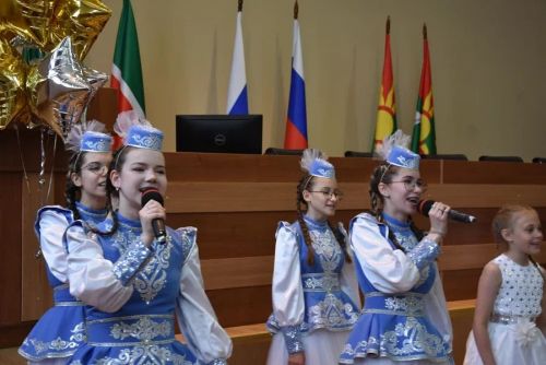 Зәйдә ике укучы 30 мең сумлык Ринат Фәрдиев премиясен алды
