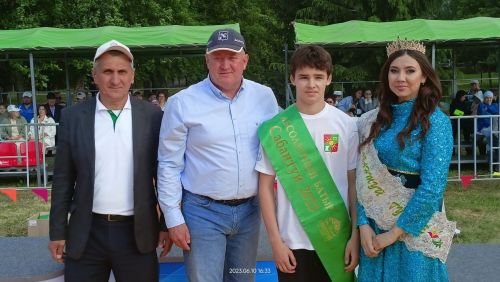 В Заинске назван абсолютный батыр Сабантуя