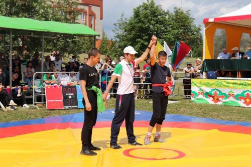 В Заинске назван абсолютный батыр Сабантуя