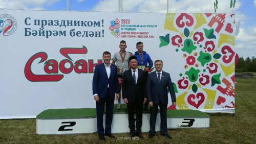 Стали известны подробности с конных скачек