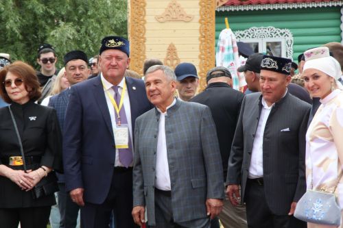 Заинское подворье украсило Сабантуй в Казани