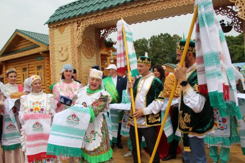 Заинское подворье украсило Сабантуй в Казани