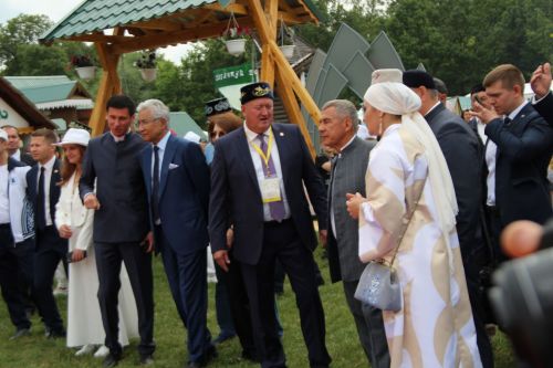 Заинское подворье украсило Сабантуй в Казани