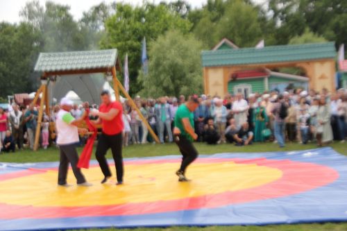 Заинское подворье украсило Сабантуй в Казани
