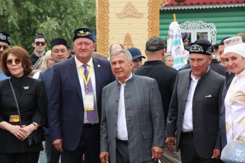 Заинское подворье украсило Сабантуй в Казани