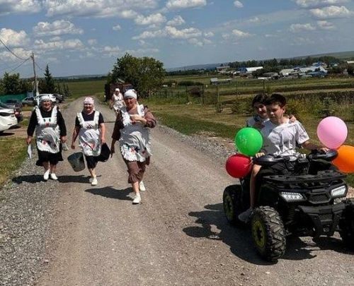 Жители Заинского района Татарстана собирают подарки к Сабантую