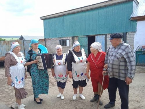 Жители Заинского района Татарстана собирают подарки к Сабантую