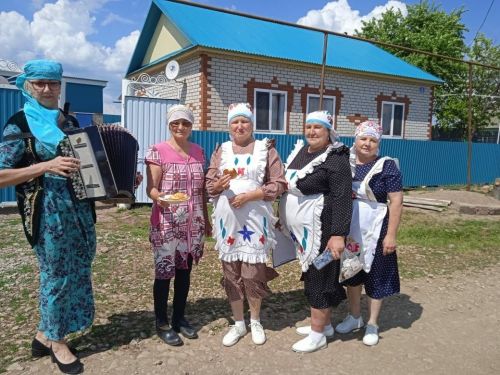 Жители Заинского района Татарстана собирают подарки к Сабантую