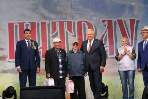 На праздновании Петрова дня заинцам вручили награды