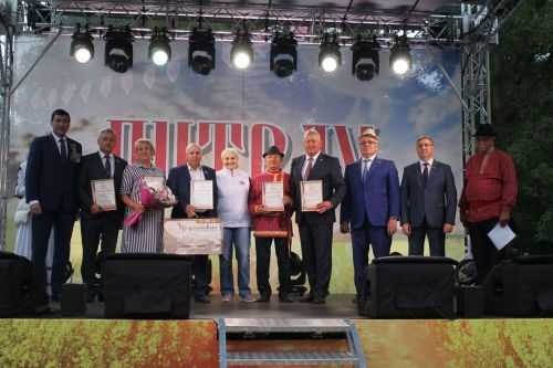 На праздновании Петрова дня заинцам вручили награды