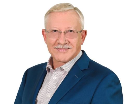 Председатель Комитета Государственной Думы по контролю Олег Морозов поздравил жителей Татарстана с Днём семьи, любви и верности