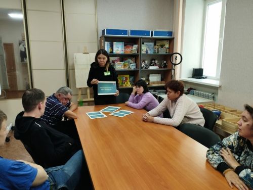 В Заинске получателям социальных услуг рассказали о том, как защитить себя от мошенников