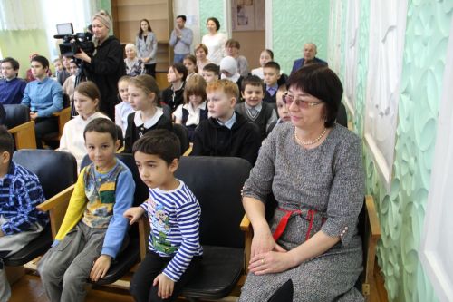 Рабит Батулла Зәйдә дәресләр, очрашулар үткәрә