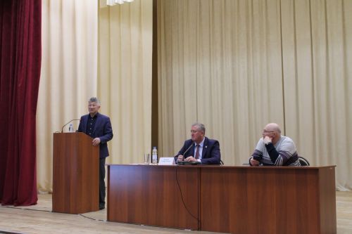 В Заинске продолжаются встречи с жителями микрорайонов