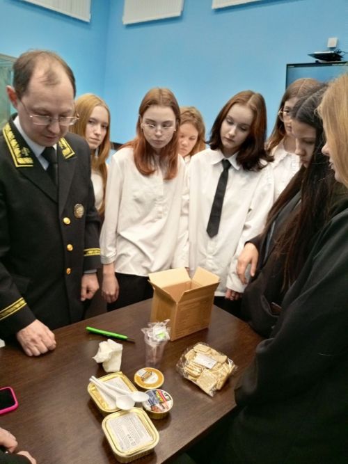 В Заинске студенты познакомились с судебной системой