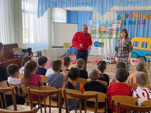 В Заинском детском саду дошколята закрепили правила дорожного движения