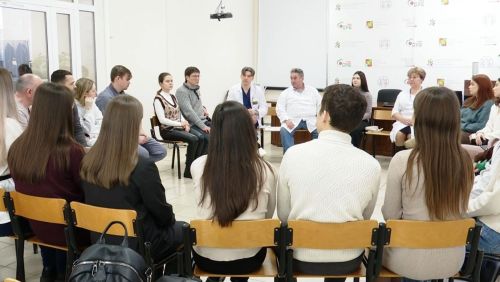 Для будущих врачей в Заинской ЦРБ организовали экскурсию