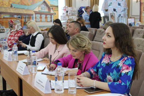 Зәйдә төрле милләт гаиләләре буыннар кайтавазын чагылдырды