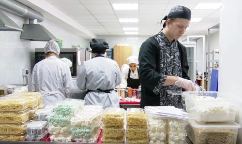 Студенты ЗПК приняли участие в акции «Посылка солдату»