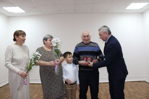 Заинский мобилизованный награжден медалью Жукова