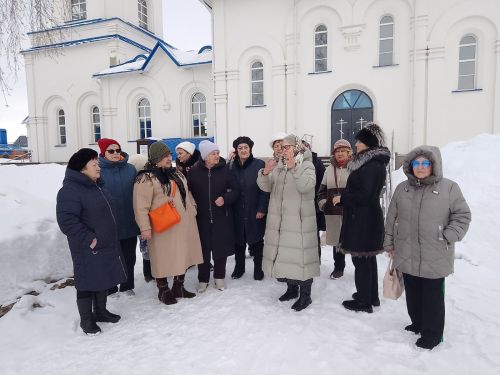 Заинские волонтеры «серебряного» возраста побывали на экскурсии в Елабуге