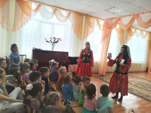 Дошкольники Заинска угостились «Грачиной кашей»