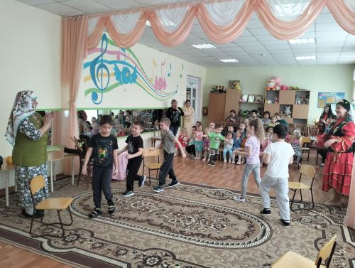 Дошкольники Заинска угостились «Грачиной кашей»