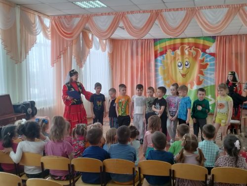 Дошкольники Заинска угостились «Грачиной кашей»