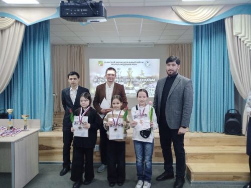 В Заинске провели шахматный турнир, посвященный Международному женскому дню