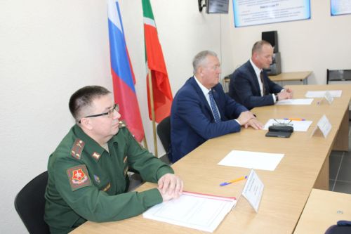 Из Заинска этой весной призовутся крепкие, спортивные юноши