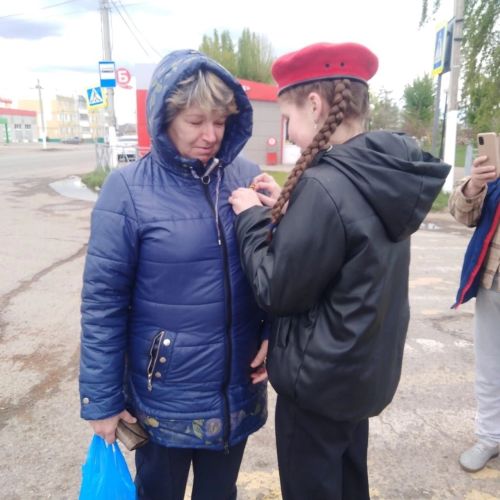 В Заинске продолжается акция «Георгиевская ленточка»