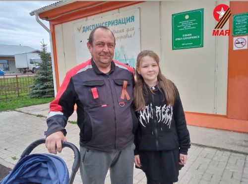 В Заинске продолжается акция «Георгиевская ленточка»