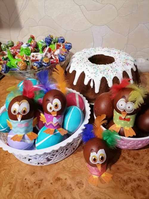 Жительницы Заинска поделились способами украшения яиц на Пасху