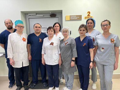 В Заинске медицинские работники присоединились к акции «Георгиевская ленточка»