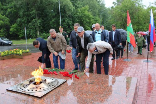 День памяти и скорби: заинцы отдали дань уважения участникам ВОВ