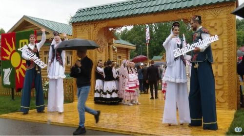 Заинск представил подворье на Сабантуе в Казани