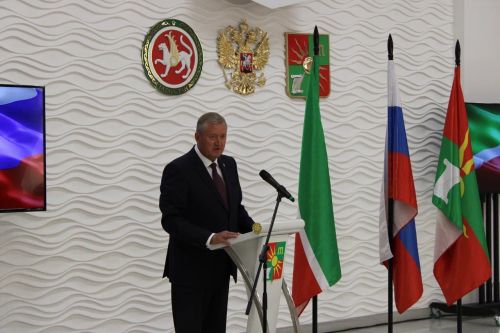 Зәйдә ике хәрбинең гаиләсенә Батырлык ордены тапшырылды