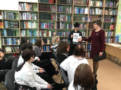 В центральной библиотеке Заинска прошёл литературно-развлекательный квиз для студентов