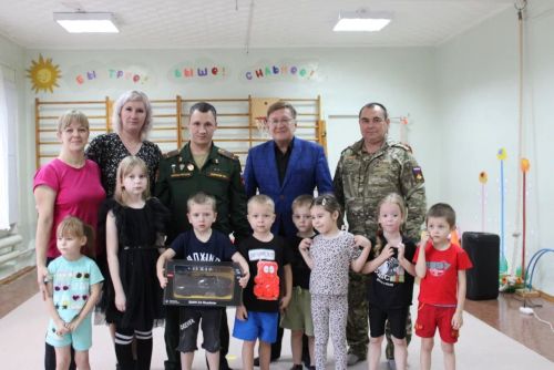 В Заинске поздравили с днем рождения Мирослава, сына погибшего участника СВО