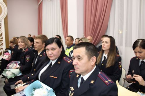Служба во имя безопасности: в Заинске торжественно отметили День сотрудников органов внутренних дел